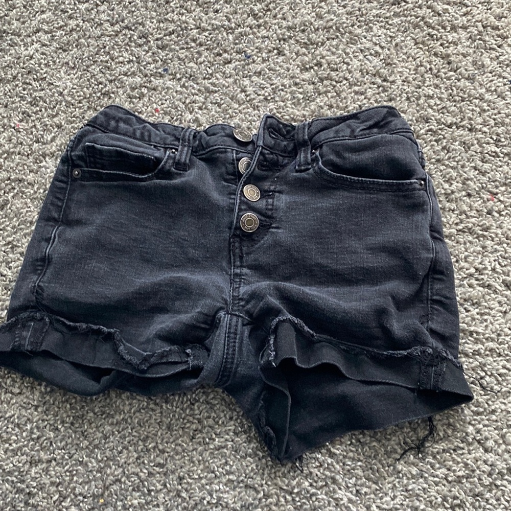 black jean shorts size small